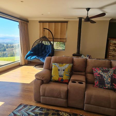 Luxury Home With Breathtaking Views Of Champagne Valley Bergview Eksteriør bilde